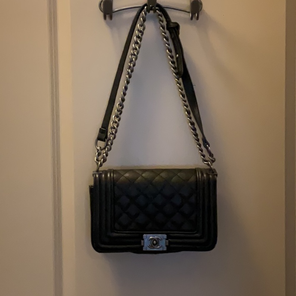 CHANEL vintage purse